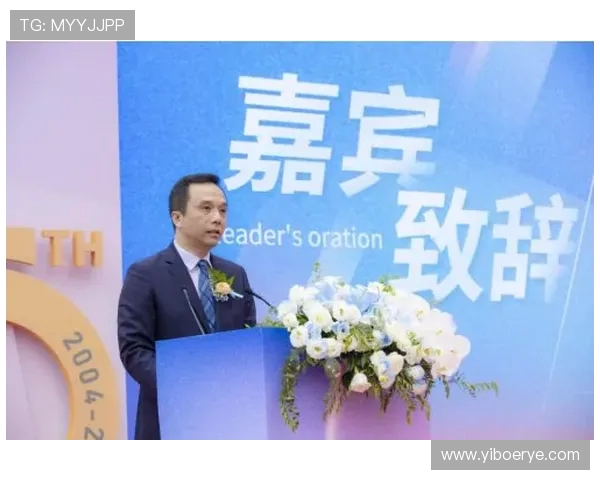 徐昕：从学术新星到社会影响力的多元探索之路