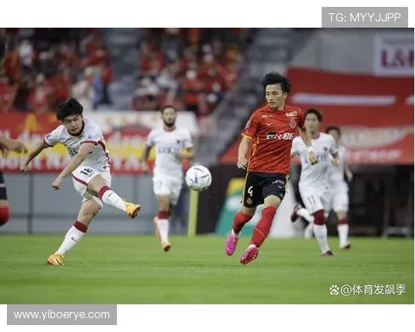 横滨水手迎战鹿岛鹿角力争联赛胜利展现球队实力与斗志