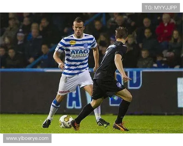 福图纳西与格拉夫的精彩对决揭示了足球战术的深度与魅力