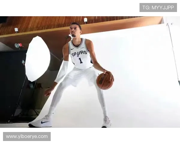 维克托文班亚马:新一代篮球巨星的崛起与未来展望 维克托文班亚马:新一代篮球巨星的崛起与未来展望