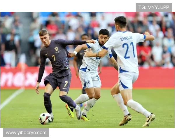 英格兰与德国友谊赛精彩对决回顾与分析 英格兰与德国友谊赛精彩对决回顾与分析