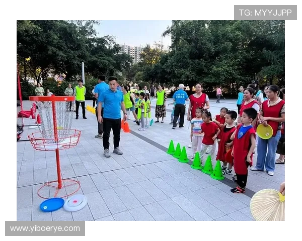 成都飞盘队在飞盘状态排行榜中荣登第九名展现出强劲实力与团队精神